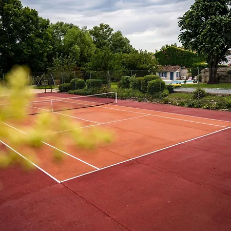 Holiday home Domaine De L'angelique, Familial - Marais Poitevin Entre Niort Et La Rochelle Arcais