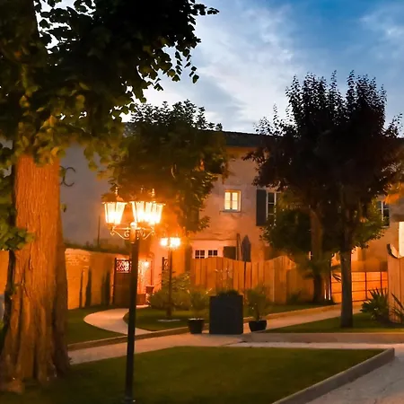 Domaine De L'angelique, Familial - Marais Poitevin Entre Niort Et La Rochelle Holiday home *