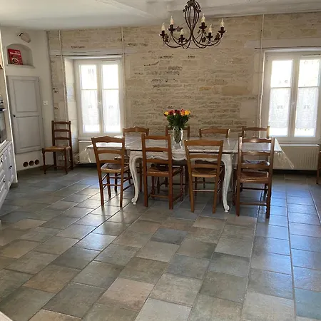 Domaine De L'angelique, Familial - Marais Poitevin Entre Niort Et La Rochelle